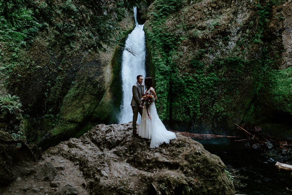 Oregon Waterfall Elopement.
