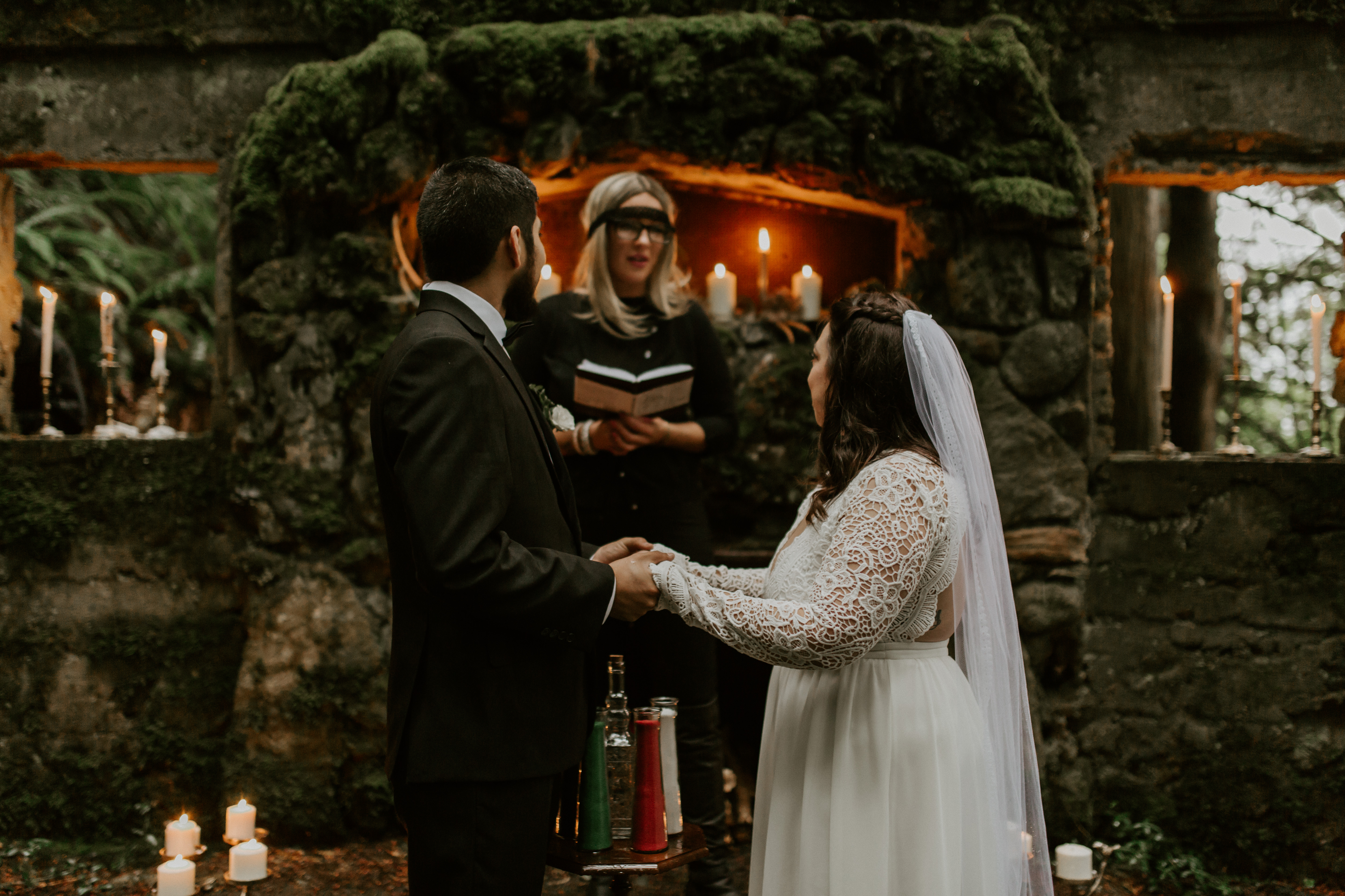 Elopement at the Skamania Stone House in Washington