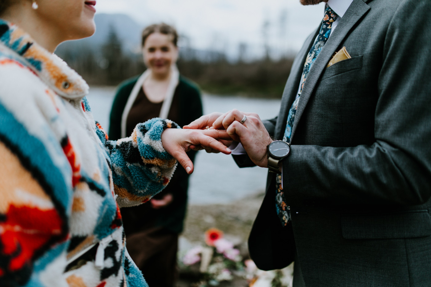 Lennie puts a ring on Allison. Elopement photography at Columbia River Gorge by Sienna Plus Josh.