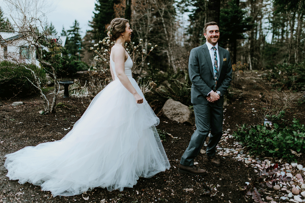 Allison and Lennie have their first look. Elopement photography at Columbia River Gorge by Sienna Plus Josh.