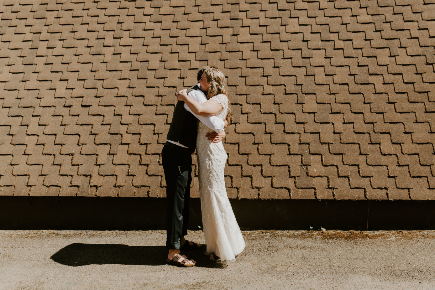 Dan and Hannah in Corvallis, Oregon during their Adventure. Intimate wedding photography in Corvallis Oregon by Sienna Plus Josh.