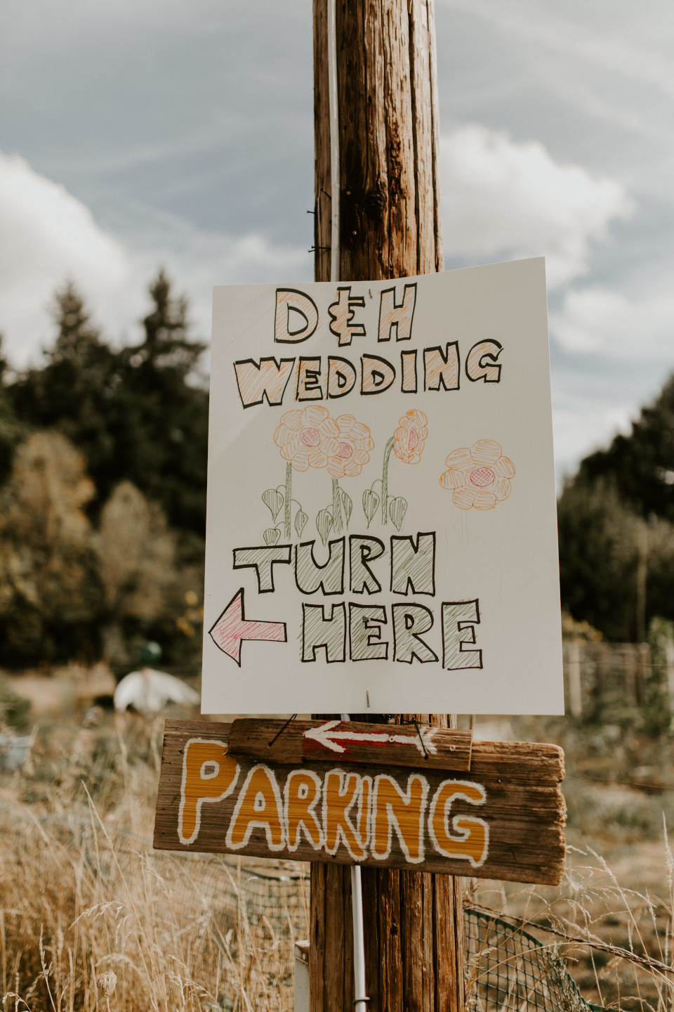 A sign for the wedding in Corvallis, Oregon. Intimate wedding photography in Corvallis Oregon by Sienna Plus Josh.