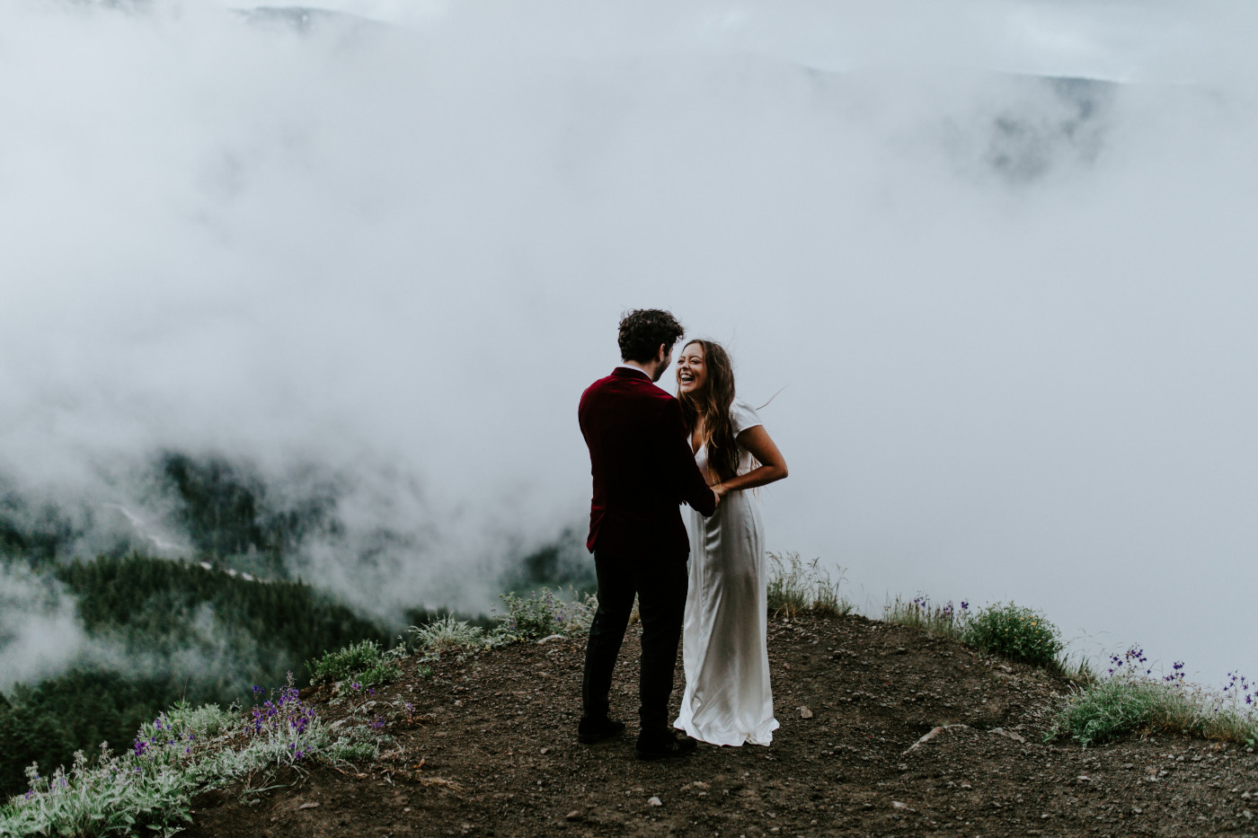 Katelyn and Murray share a moment at Mount Hood. Elopement wedding photography at Mount Hood by Sienna Plus Josh.
