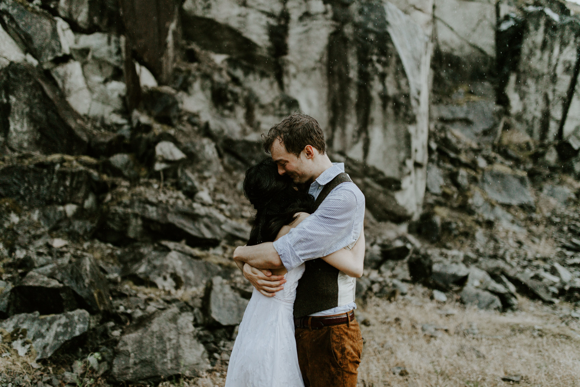 Kimberlie and Jacob hug at Cascade Locks. Elopement wedding photography at Cascade Locks by Sienna Plus Josh.