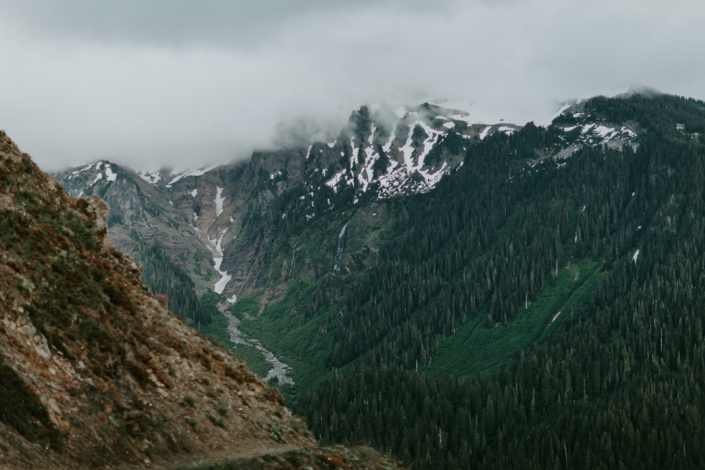 The view below Mount Hood. Adventure elopement wedding shoot by Sienna Plus Josh.