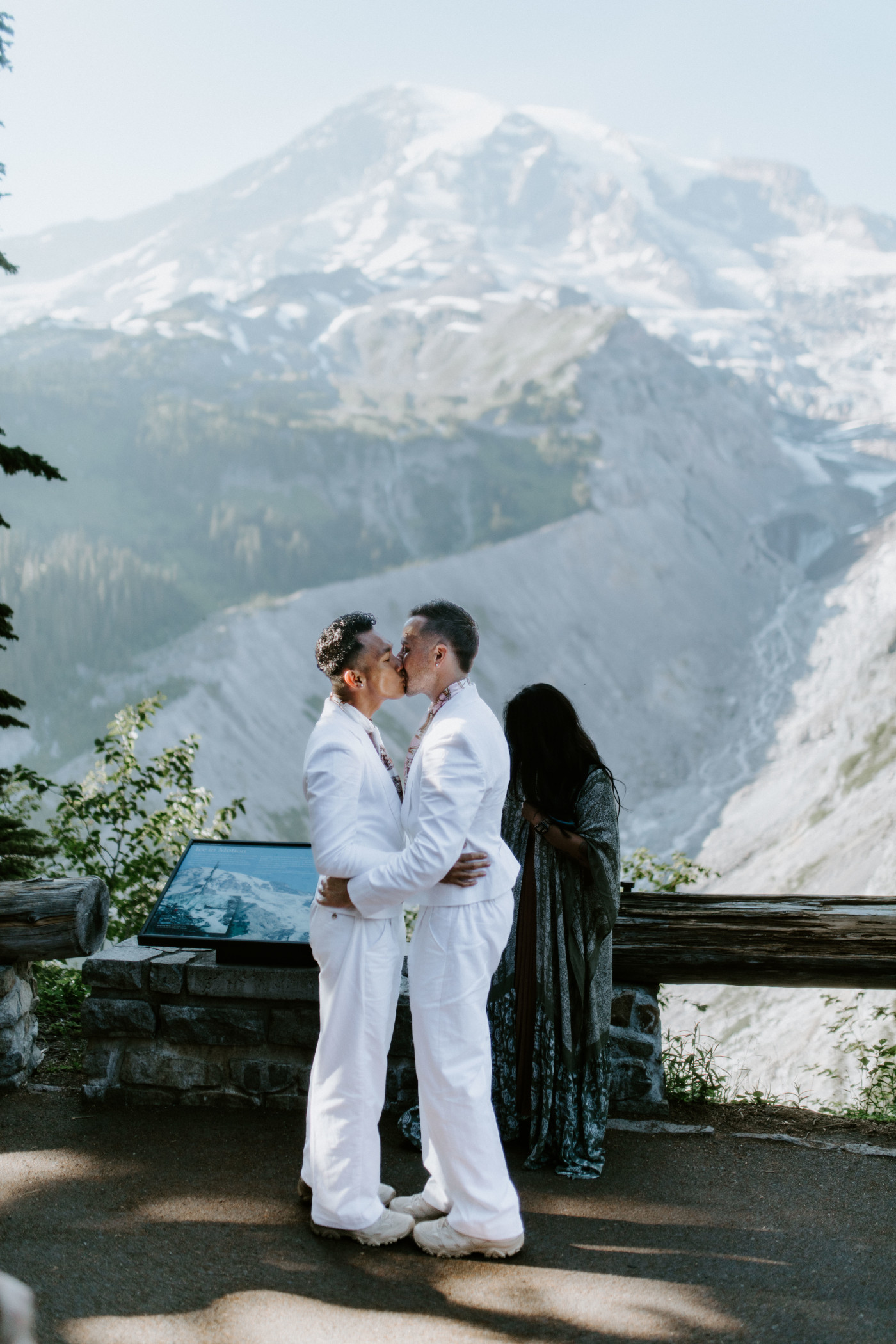 Fred and Brooks kiss after their elopement ceremony in Mount Rainier.