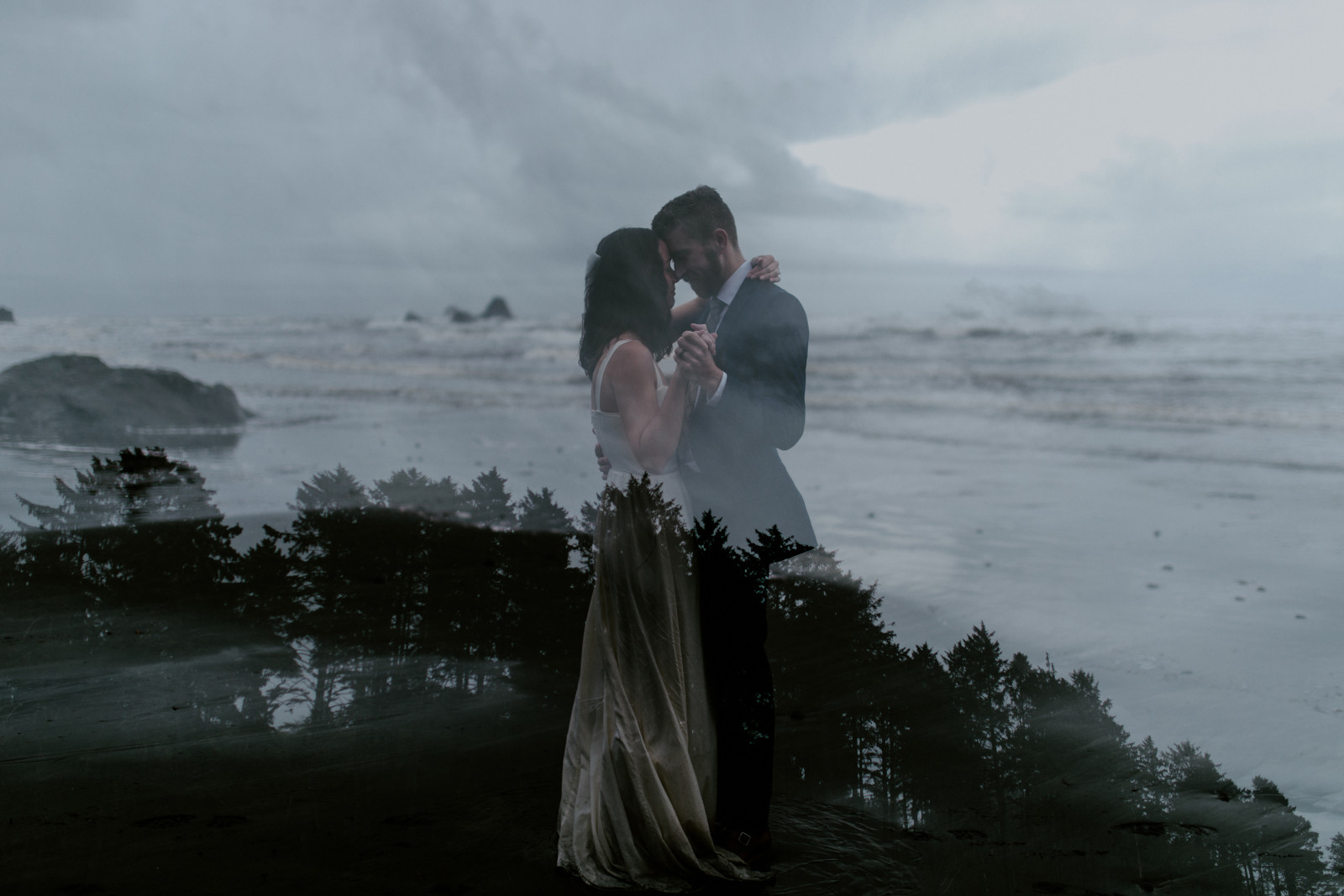 Mollie and Corey dance. Elopement photography at Olympic National Park by Sienna Plus Josh.
