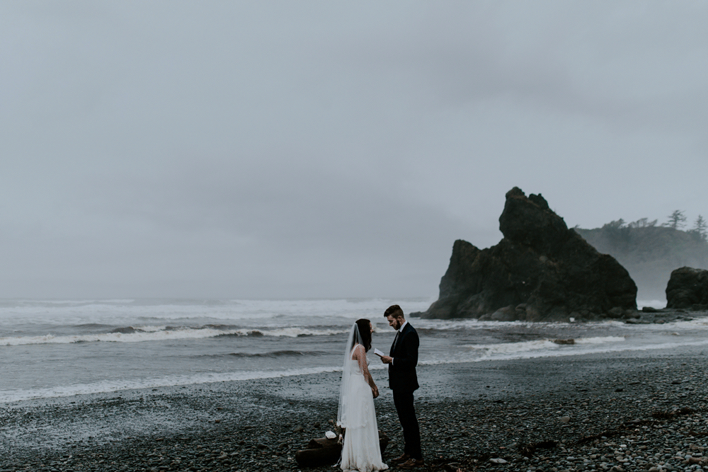 An animated gif of Corey reading vows to Mollie. Elopement photography in the Olympic National Park by Sienna Plus Josh.