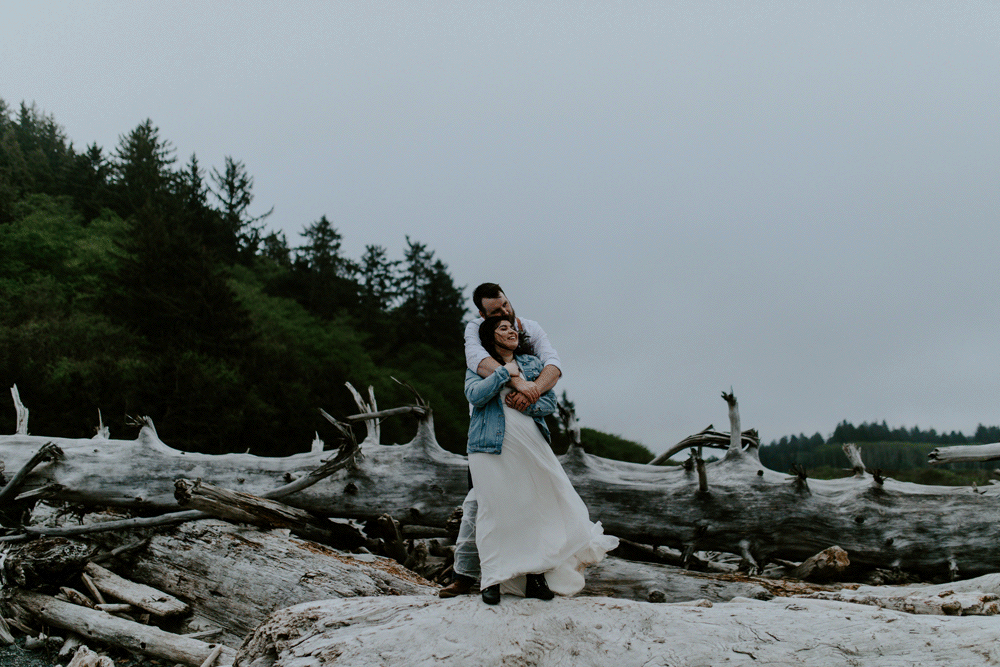Brooke and Jack hug. Elopement photography at Olympic National Park by Sienna Plus Josh.