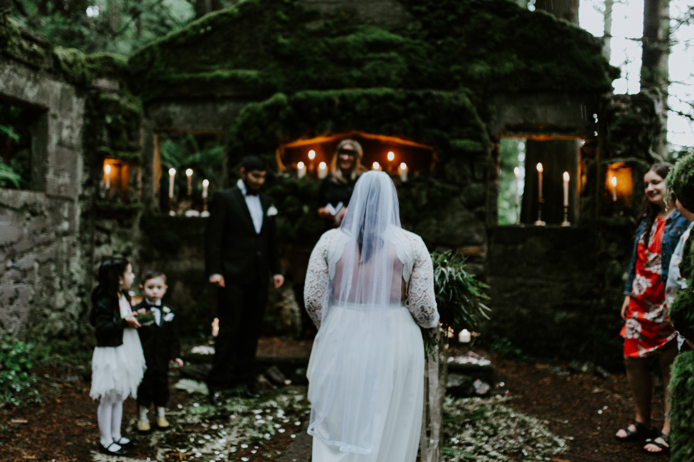 Sarah approahces the altar at Skamania House, Washington. Elopement photography in Portland Oregon by Sienna Plus Josh.