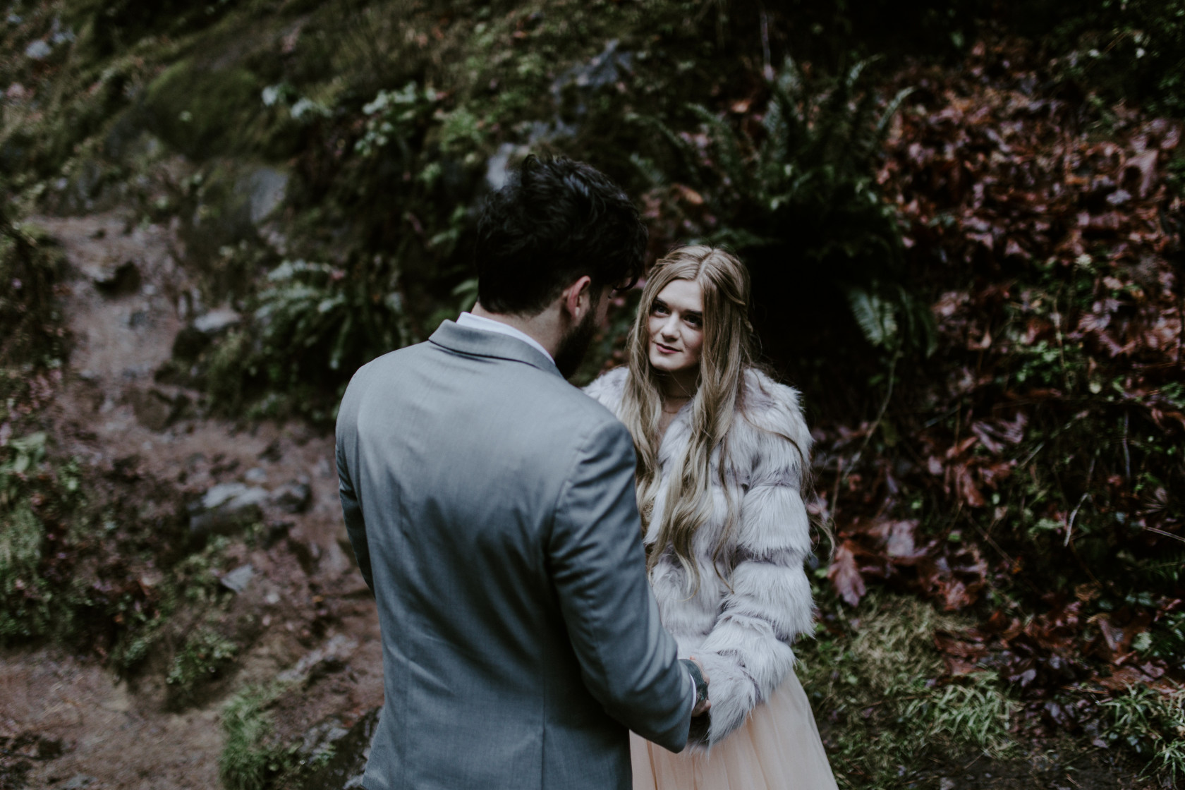 Tyanna and Boris recite vows. Adventure elopement in the Columbia River Gorge by Sienna Plus Josh.