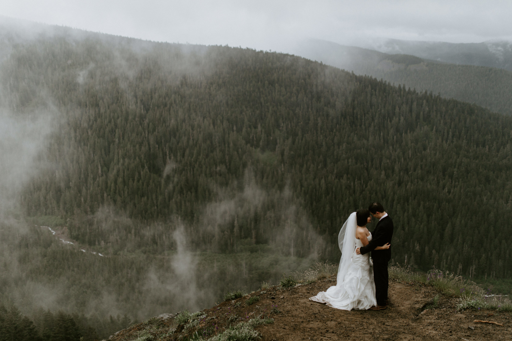 Valerie and Alex hug at Mount Hood, OR. Elopement wedding photography at Mount Hood by Sienna Plus Josh.