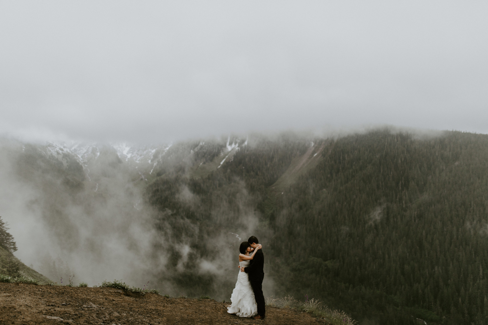 Valerie and Alex hug at Mount Hood. Elopement wedding photography at Mount Hood by Sienna Plus Josh.